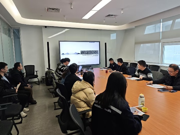 徐姣-建規(guī)室-英文匯報現場掠影_副本.jpg